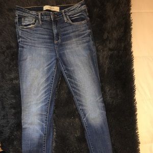 very comfortable high waisted A&F skinny jeans!